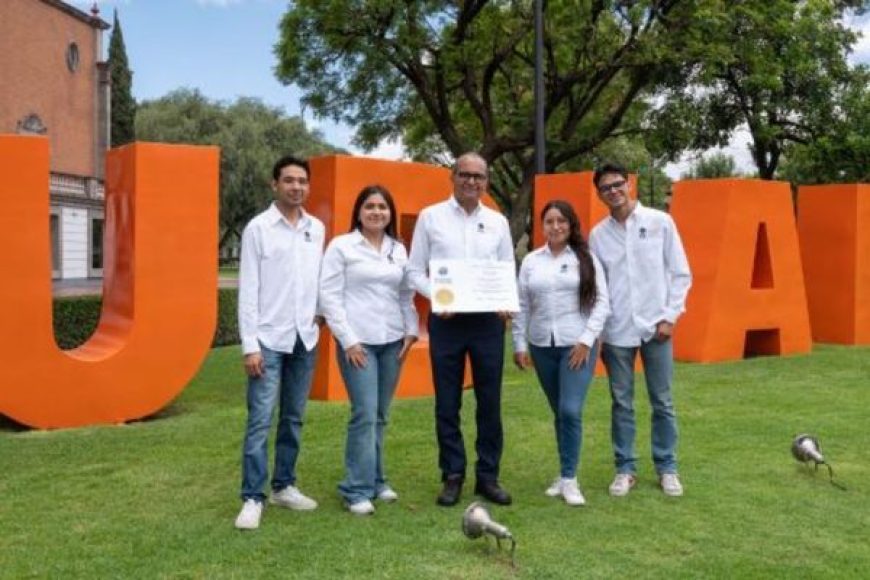 09 UDLAP